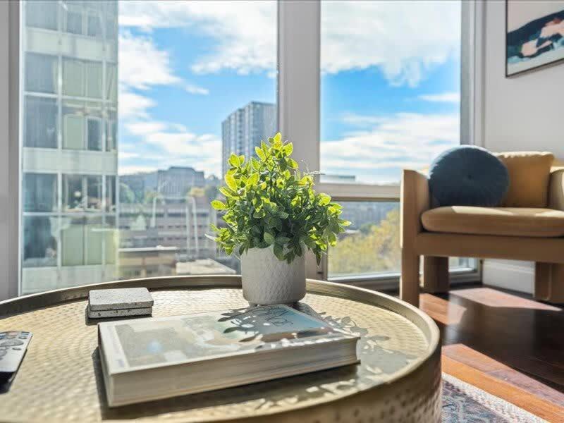 Cozysuites Modern 1Br, Ppg Paints Arena, Pitts Питтсбург Экстерьер фото