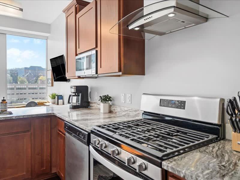 Cozysuites Modern 1Br, Ppg Paints Arena, Pitts Питтсбург Экстерьер фото